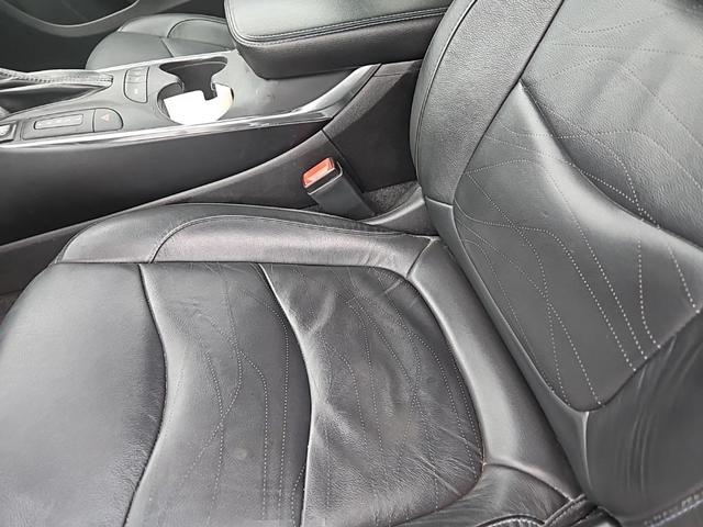 Photo of 2019 Iridescent Pearl Tricoat Chevrolet Volt