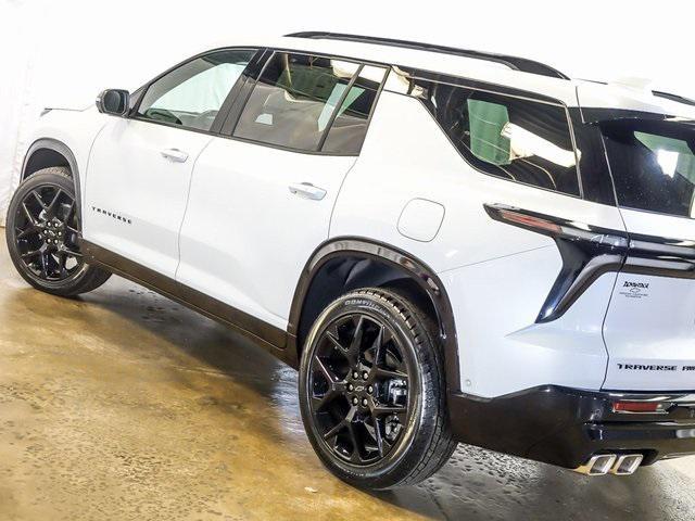 Photo of 2026 Polar White Tricoat Chevrolet Traverse