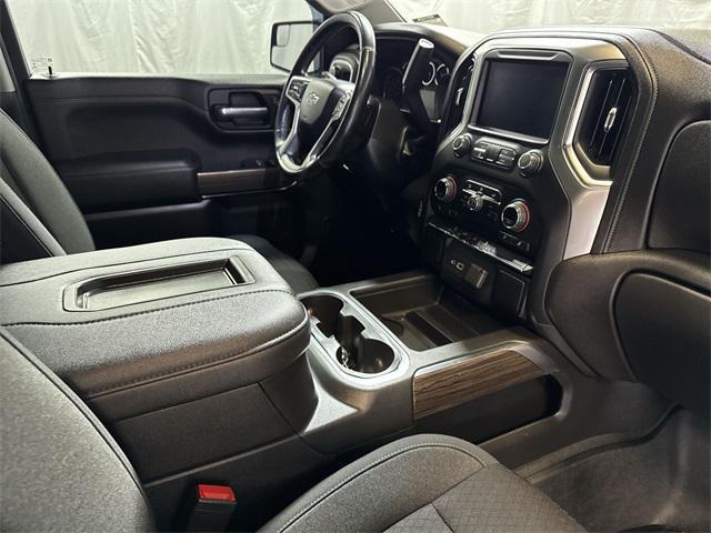 Photo of 2021 Black Chevrolet Silverado 1500