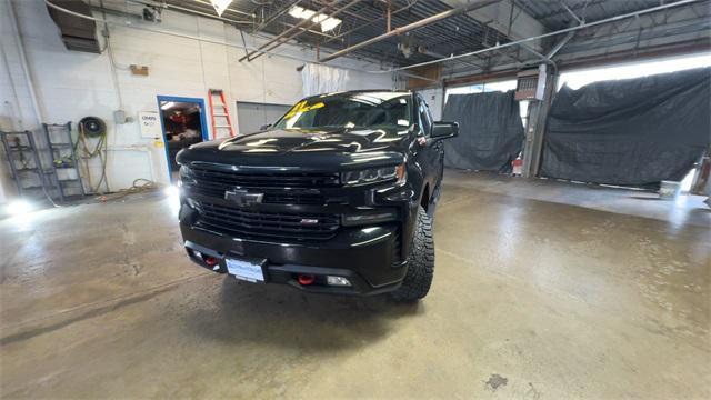 Photo of 2021 Black Chevrolet Silverado 1500