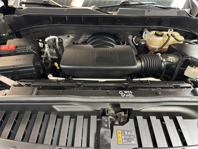Photo of 2021 Black Chevrolet Silverado 1500