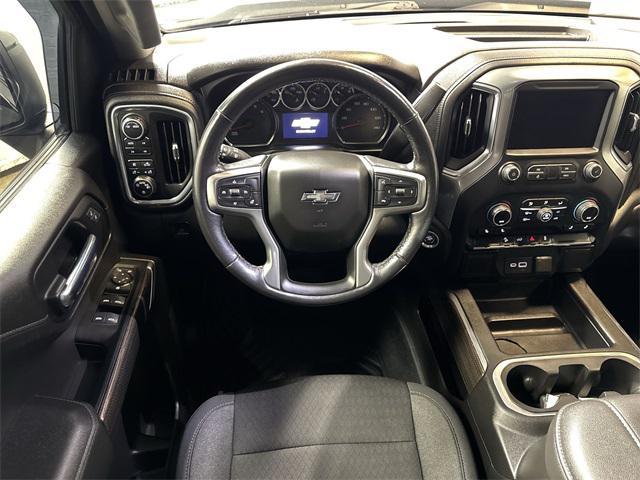 Photo of 2021 Black Chevrolet Silverado 1500
