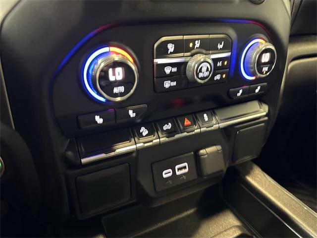 Photo of 2021 Black Chevrolet Silverado 1500