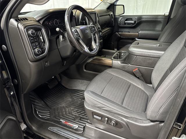 Photo of 2021 Black Chevrolet Silverado 1500
