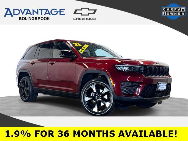 Photo of 2023 Velvet Red Pearlcoat Jeep Grand Cherokee