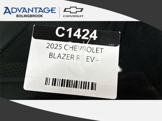 Photo of 2025 Galaxy Gray Metallic Chevrolet Blazer EV