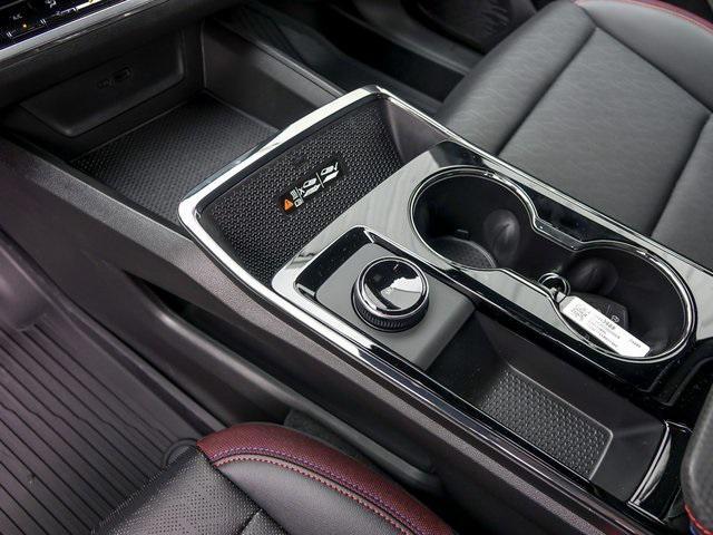 Photo of 2026 Mosaic Black Metallic Chevrolet Equinox