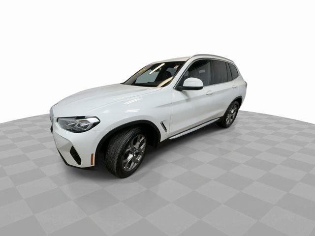 Photo of 2022 Alpine White BMW X3