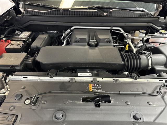 Photo of 2025 Black Chevrolet Colorado