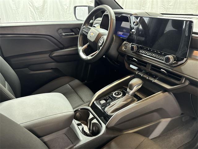 Photo of 2025 Black Chevrolet Colorado