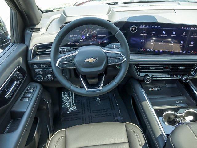 Photo of 2025 Black Chevrolet Suburban