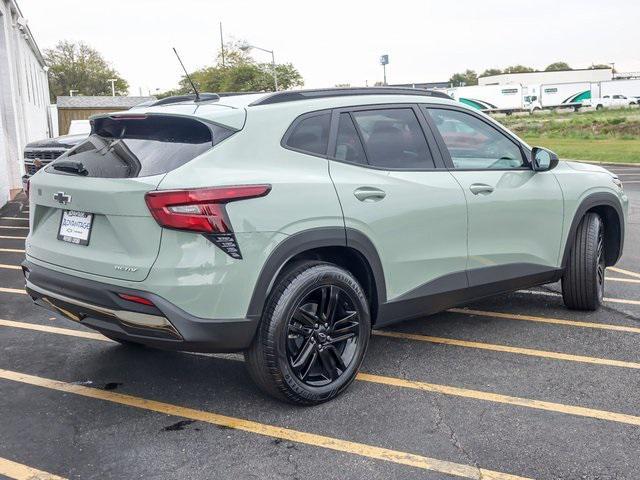 Photo of 2025 Cacti Green Chevrolet Trax