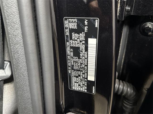 Photo of 2020 Onyx Black Metallic Volvo XC40