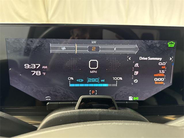 Photo of 2023 Interstellar White GMC HUMMER EV Pickup