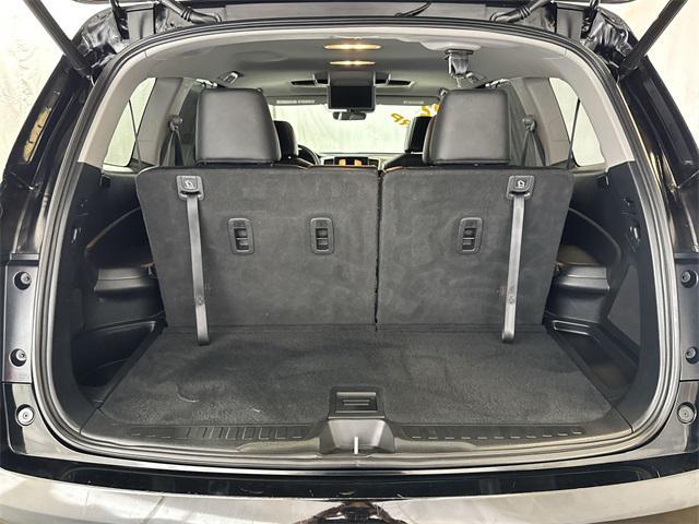 Photo of 2022 Crystal Black Pearl Honda Pilot