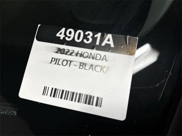Photo of 2022 Crystal Black Pearl Honda Pilot
