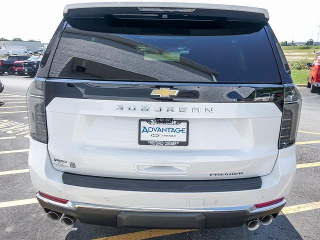 Photo of 2025 Iridescent Pearl Tricoat Chevrolet Suburban