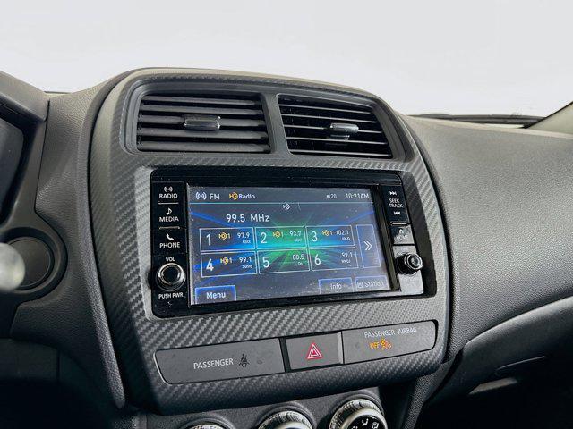Photo of 2024 White Diamond Mitsubishi Outlander Sport