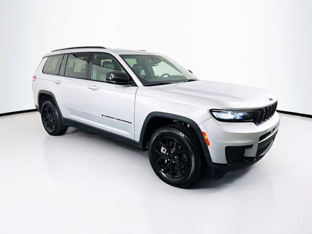 Photo of 2024 Silver Zynith Jeep Grand Cherokee L