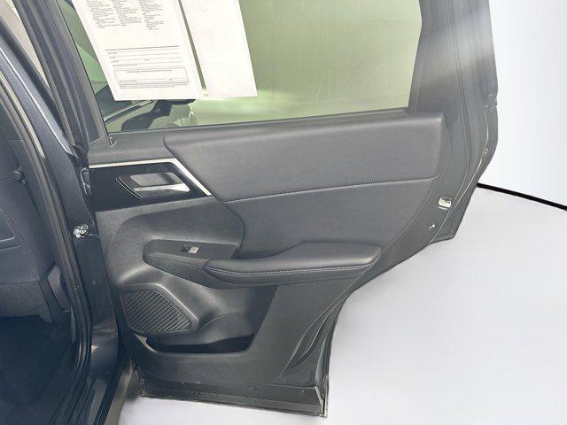 Photo of 2024 Graphite Gray Mitsubishi Outlander