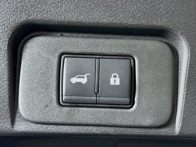 Photo of 2025 Deep Ocean Blue Pearl Nissan Rogue