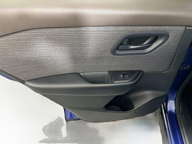 Photo of 2023 Caspian Blue Metallic Nissan Rogue