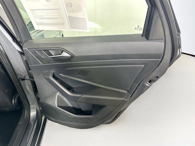 Photo of 2024 Platinum Gray Metallic Volkswagen Jetta