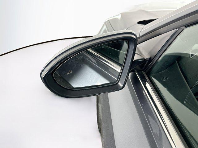 Photo of 2024 Platinum Gray Metallic Volkswagen Jetta