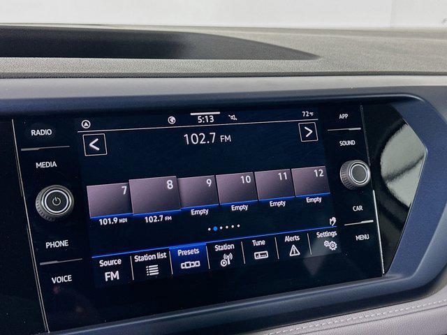 Photo of 2024 Pure White Volkswagen Taos