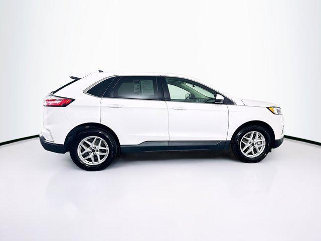 Photo of 2024 Oxford White Ford Edge