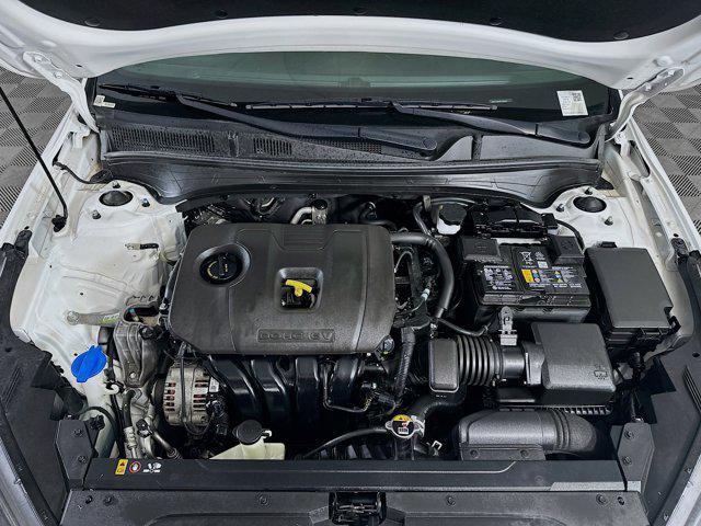 Photo of 2023 Snow White Pearl Kia Forte