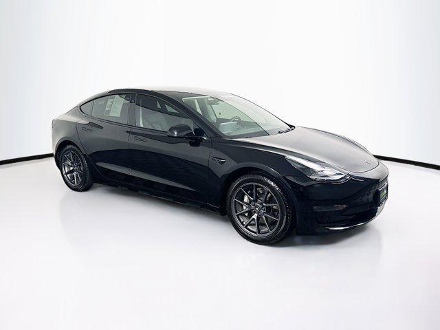Photo of 2022 Solid Black Tesla Model 3