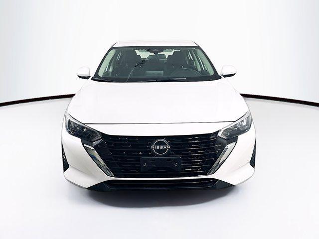 Photo of 2024 Aspen White Tricoat Nissan Sentra