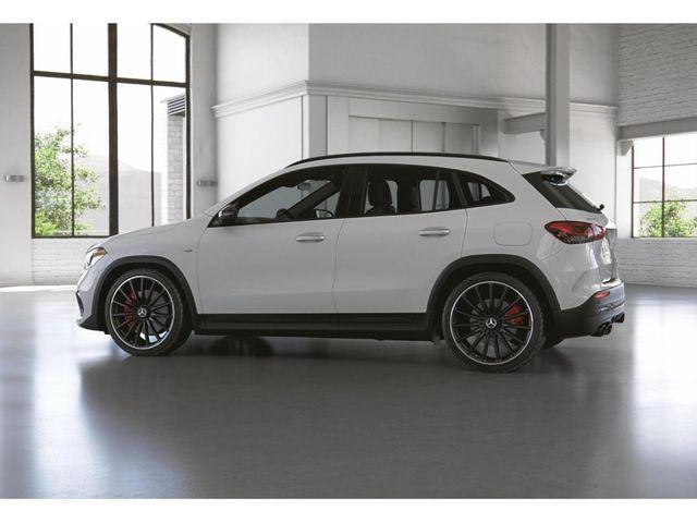 Photo of 2023 White Mercedes-Benz AMG GLA 45