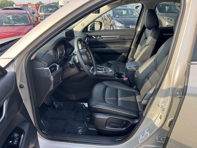 Photo of 2025 Platinum Quartz Metallic Mazda CX-5