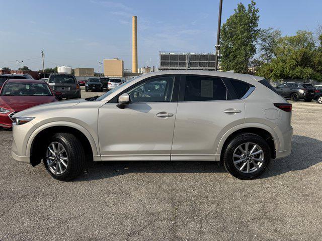 Photo of 2025 Platinum Quartz Metallic Mazda CX-5