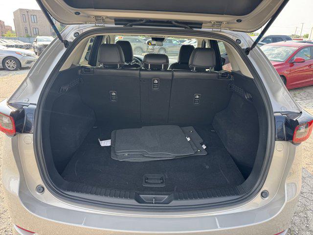 Photo of 2025 Platinum Quartz Metallic Mazda CX-5