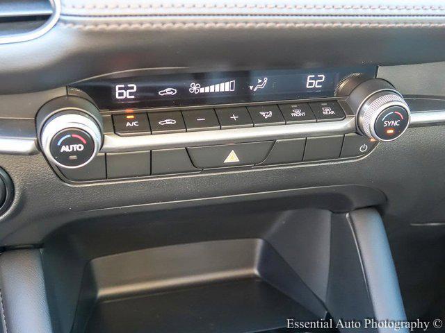 Photo of 2025 Machine Gray Metallic Mazda Mazda3