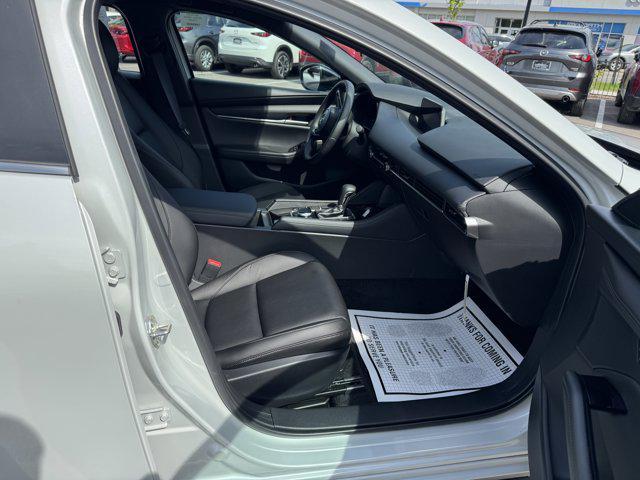 Photo of 2025 Ceramic Metallic Mazda Mazda3