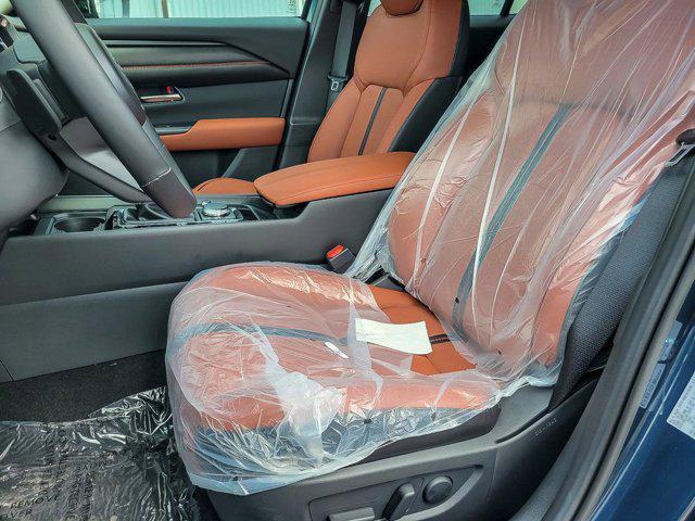 Photo of 2025 Ingot Blue Metallic Mazda CX-50