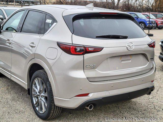Photo of 2025 Platinum Quartz Metallic Mazda CX-5