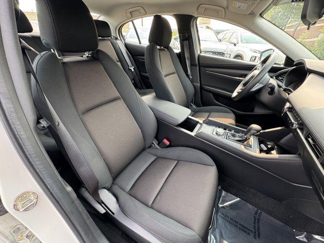 Photo of 2025 Snowflake White Pearl Mica Mazda Mazda3