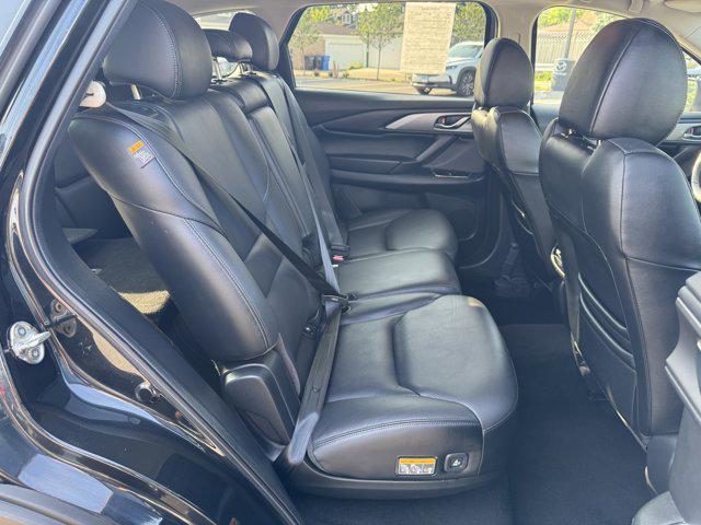 Photo of 2023 Jet Black Mica Mazda CX-9