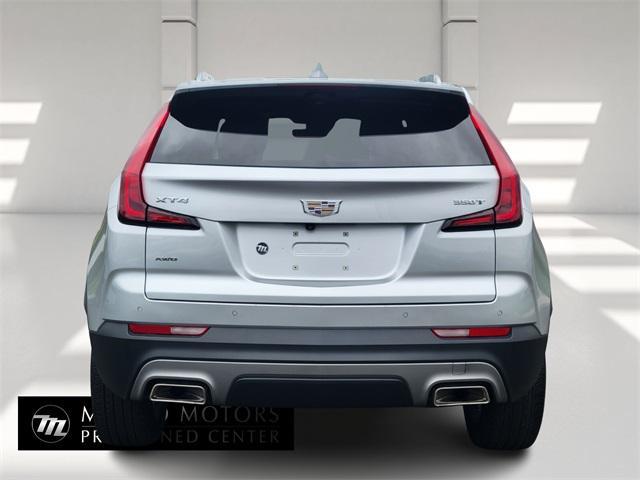 Photo of 2022 Galactic Gray Metallic Cadillac XT4