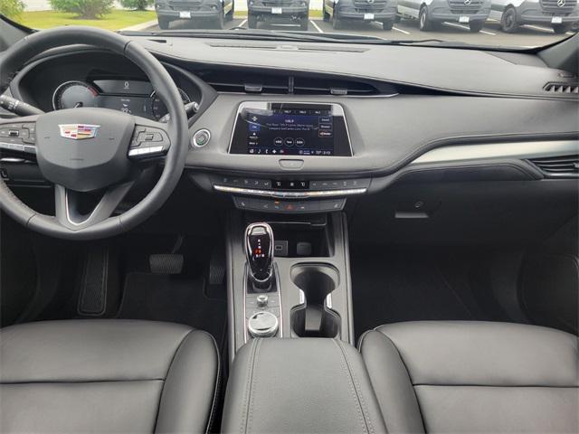 Photo of 2022 Galactic Gray Metallic Cadillac XT4