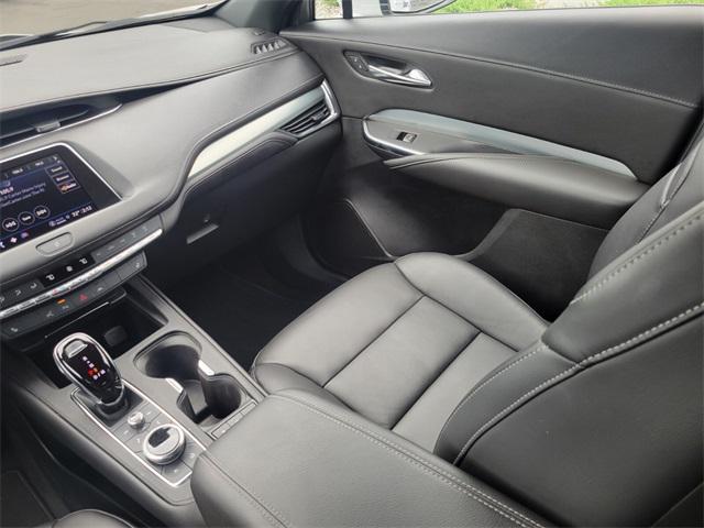 Photo of 2022 Galactic Gray Metallic Cadillac XT4