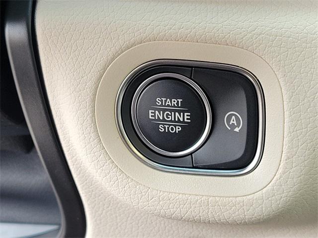 Photo of 2026 White Mercedes-Benz GLE 350