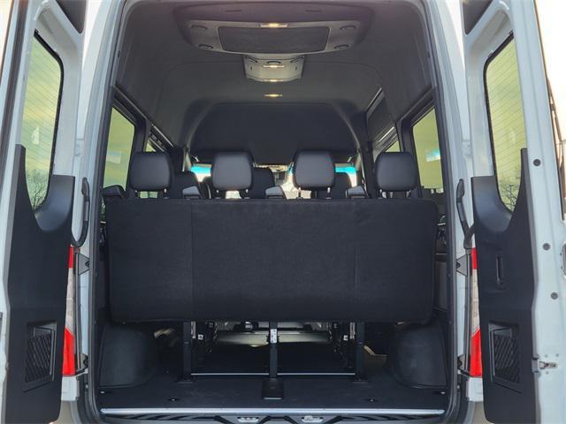 Photo of 2024 White Mercedes-Benz Sprinter 2500