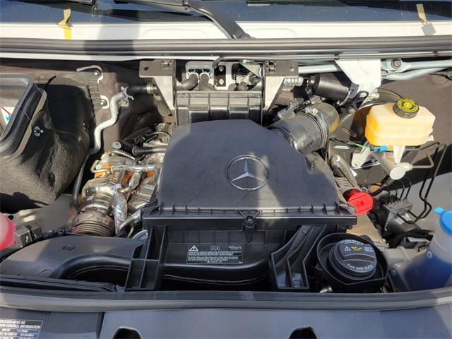 Photo of 2024 White Mercedes-Benz Sprinter 2500