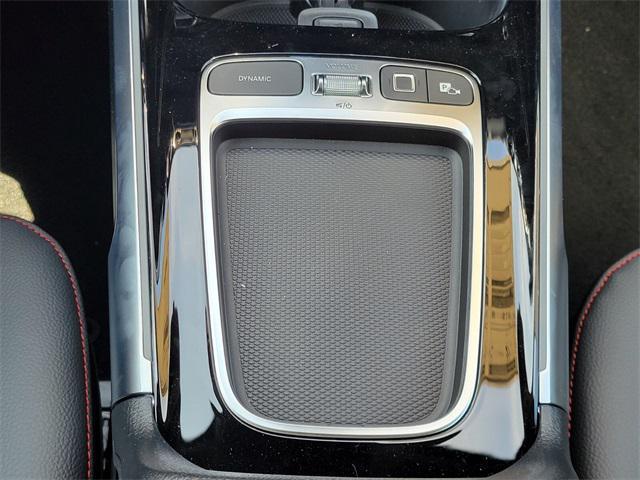 Photo of 2025 Cirrus Silver Metallic Mercedes-Benz GLB 250